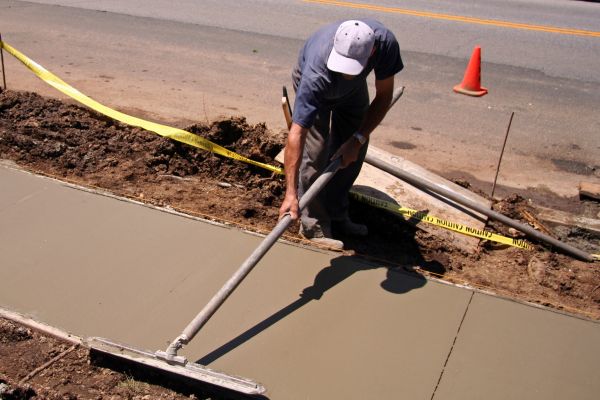 Sidewalk Cementing in Asheville